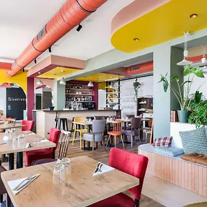 Hotel Greet Lyon Nord, Massieux