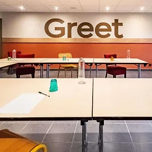 Hotel Greet Lyon Nord, Massieux